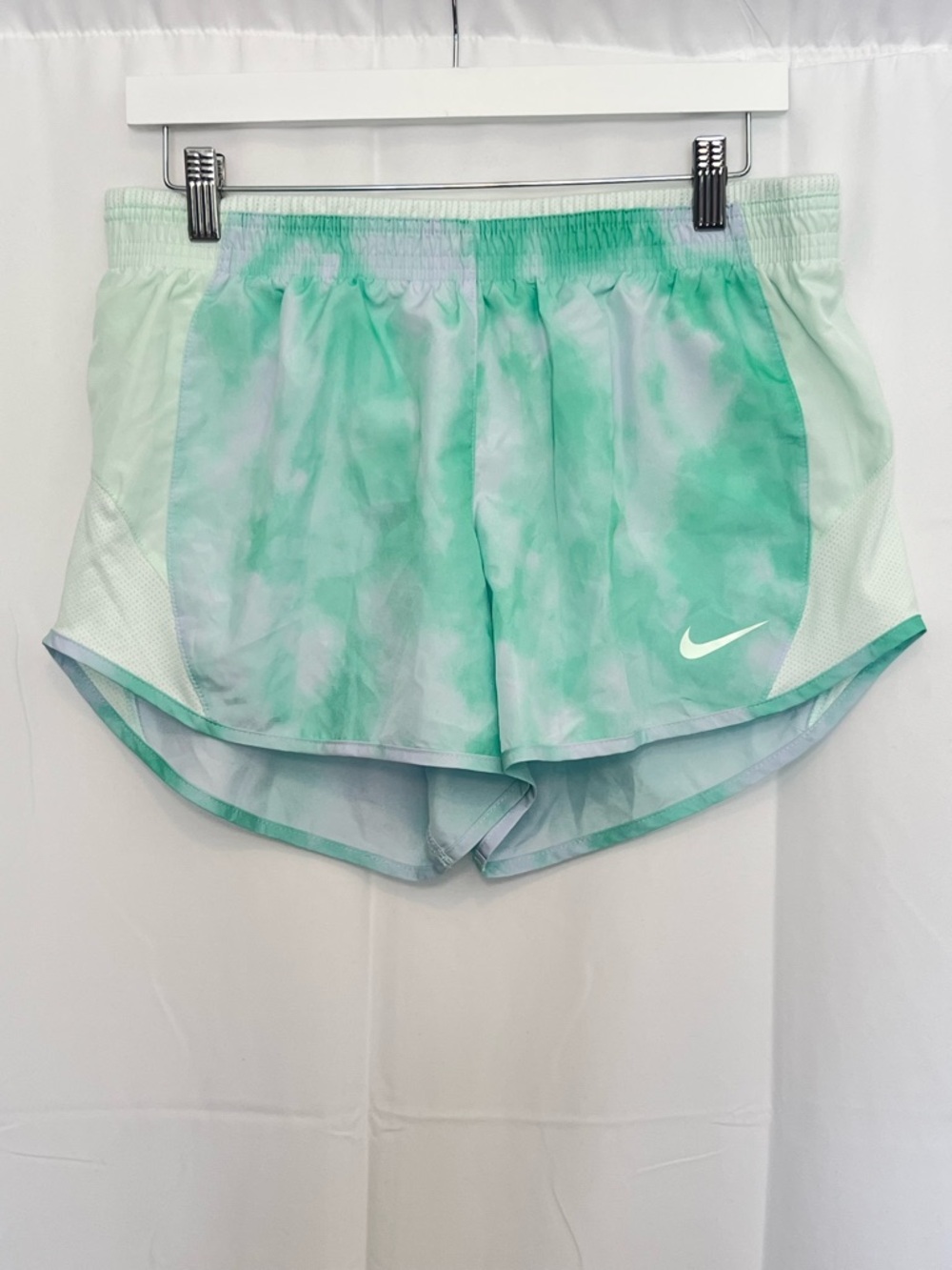 Nike Dri-Fit Women's Running Shorts Mint Green Tie-Dye L